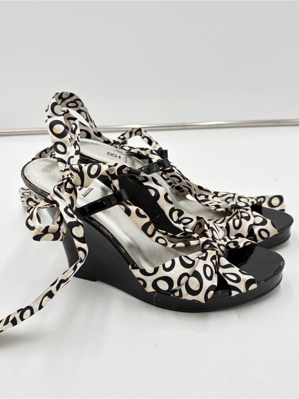 Vintage Y2K Bakers Black White Satin Heels Wedge Sandals Bow Lace Up Size 8.5